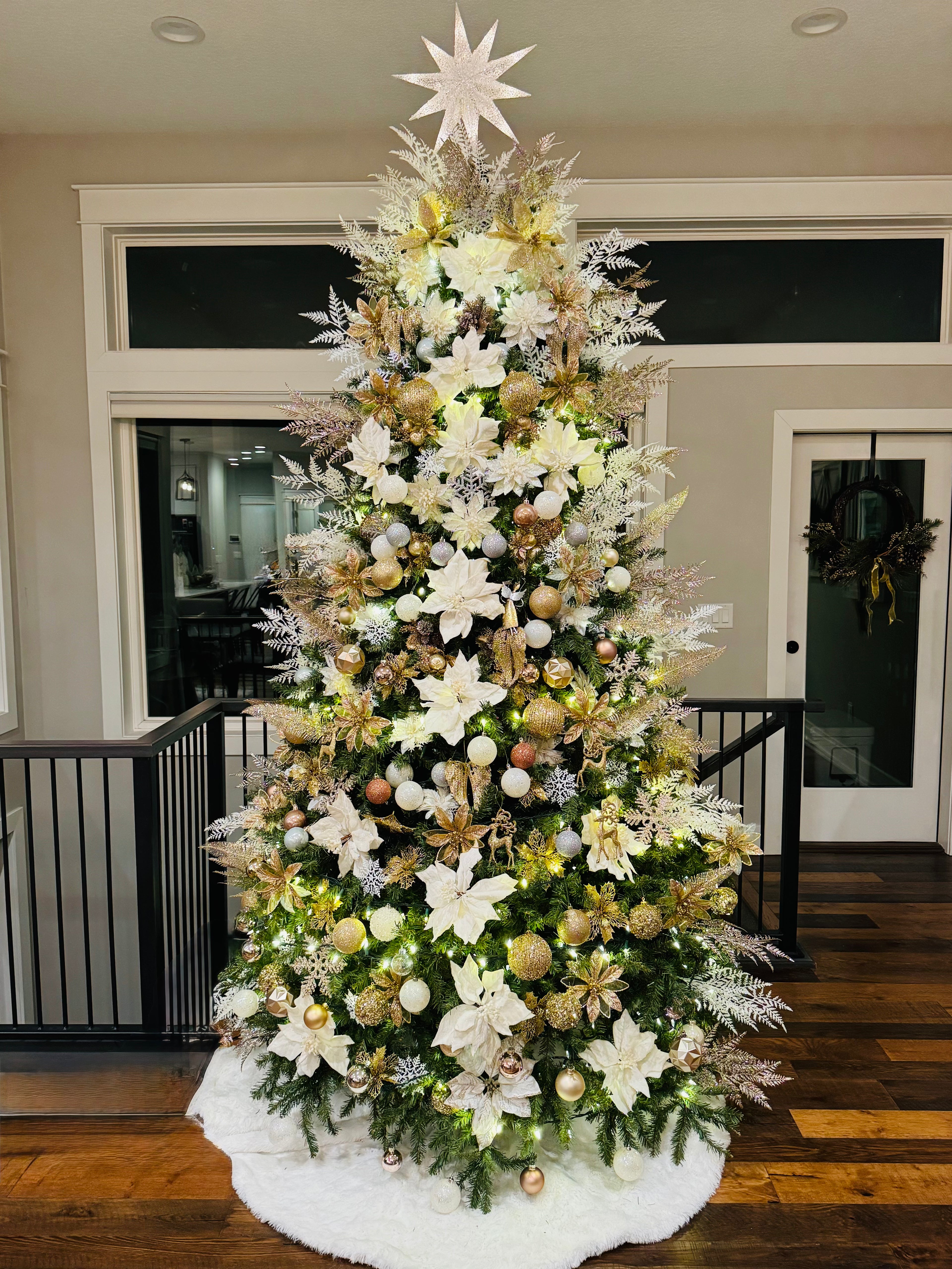 Christmas Tree - Elegant